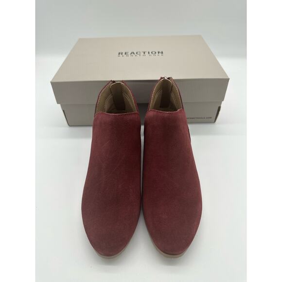 Kenneth Cole Reaction, Women's Sideway Suede Stacked Block Heel Ankle Boots Sz 6 - Picture 2 of 10